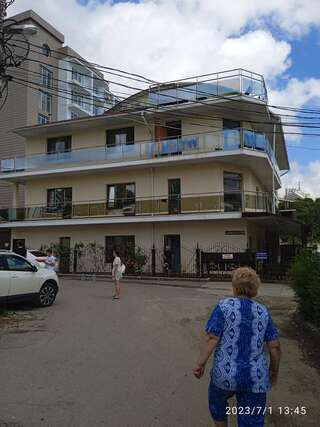 Гостиница SunRise Небуг-7