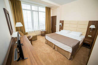 Гостиница SunRise Небуг Двухместный номер с дополнительной кроватью-4